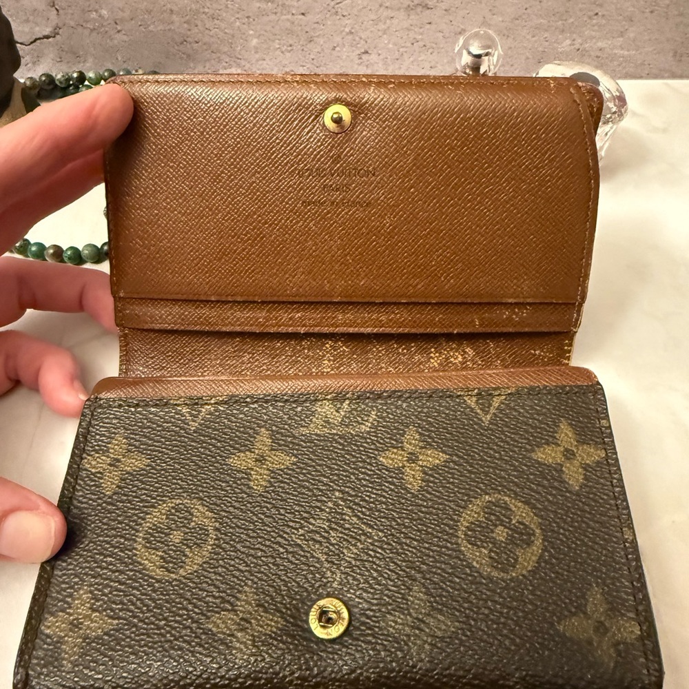 Louis Vuitton Brown Monogram Wallet Compact Design - Picture 5 of 14